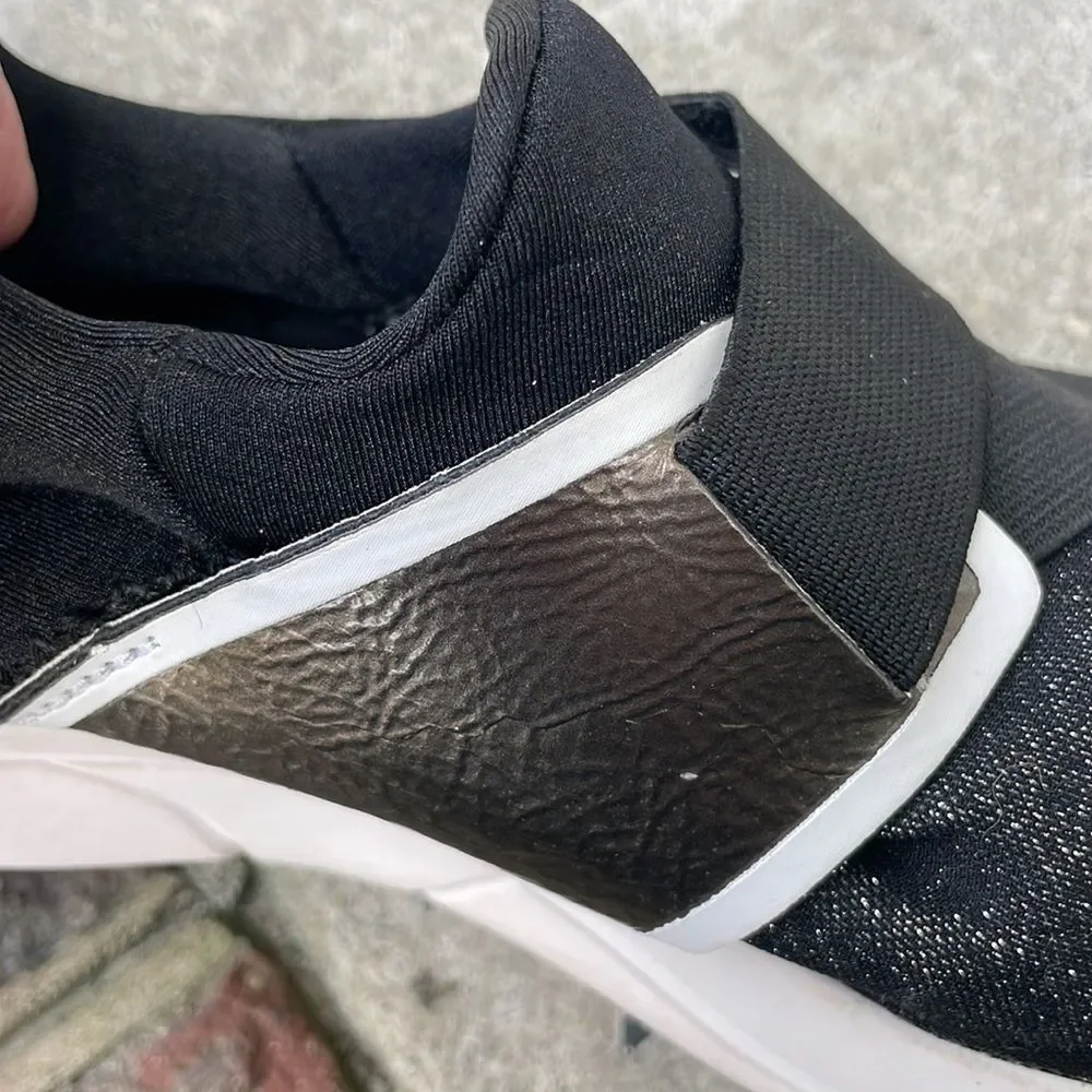 Guess Valleri Black Glitter Slip on Sneakers. Size 7